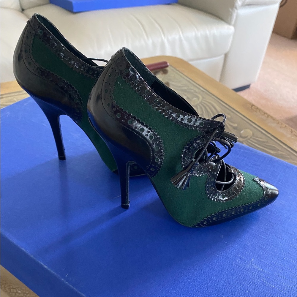 Tory Burch pumps